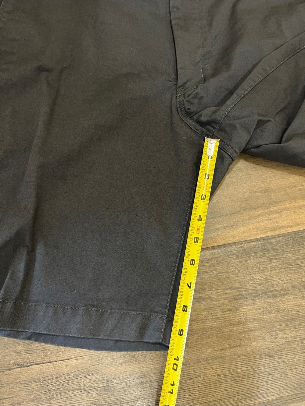 The North Face Men's Grey Flat-Front Shorts - Picture 3 of 8